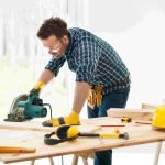 Projets de bricolage à domicile : conseils pratiques pour réussir facilement